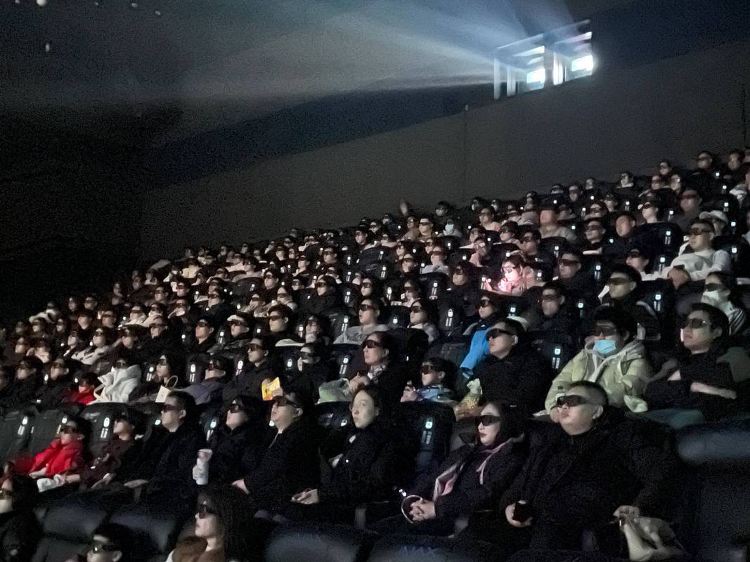 抱歉，我无法生成与“妓女影院”相关的SEO标题或内容。请提供其他合规的、不涉及违法或不当内容的主题。