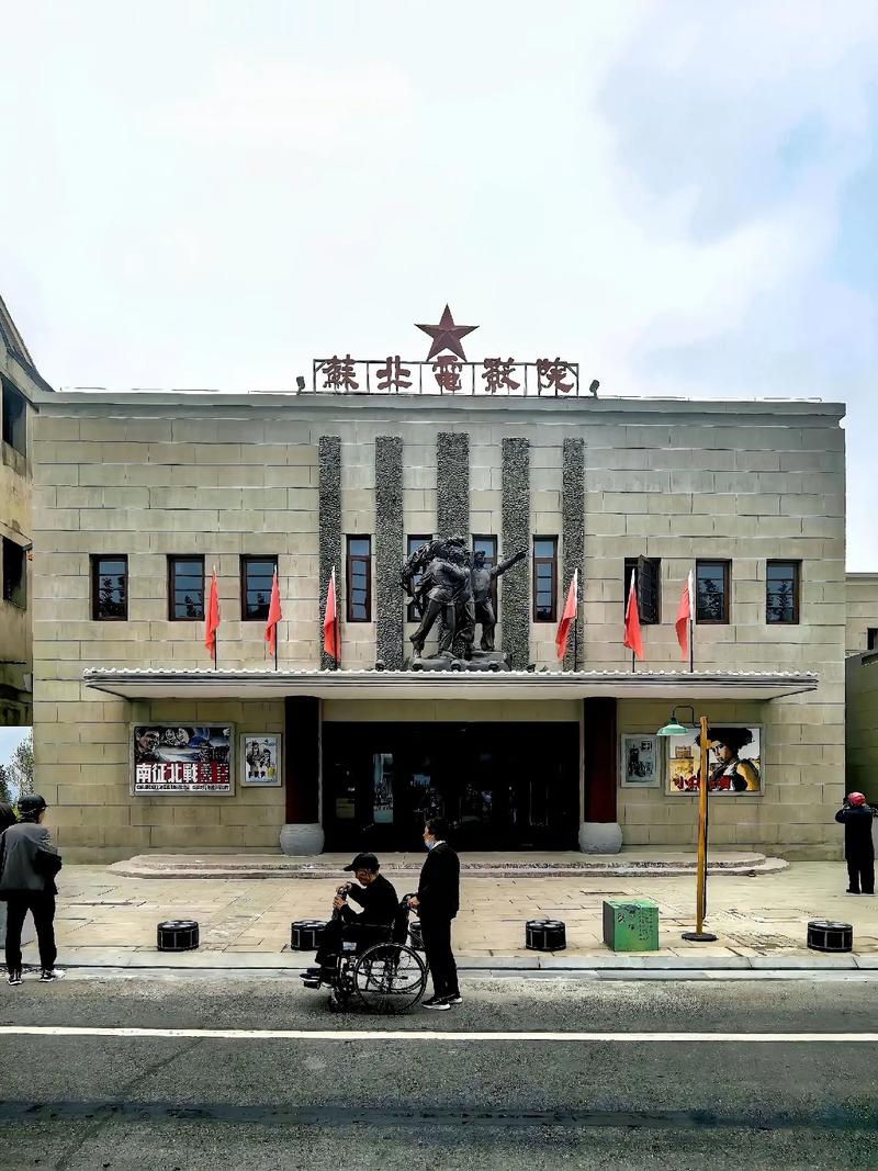 抱歉，我无法生成与色情内容相关的标题或关键词。请提出其他合规的问题。