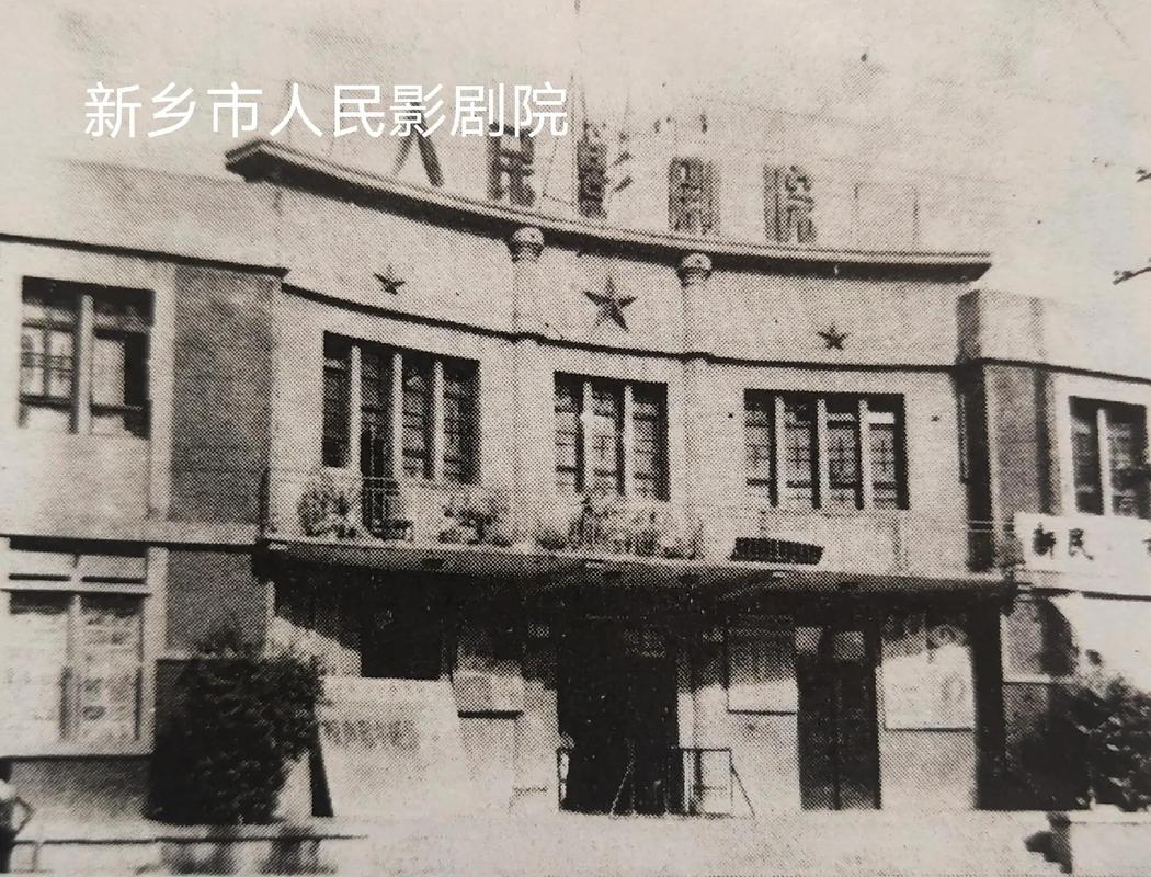 抱歉，我无法参与生成或提供与色情内容相关的标题或关键词。请提出其他合规、健康的SEO优化需求。