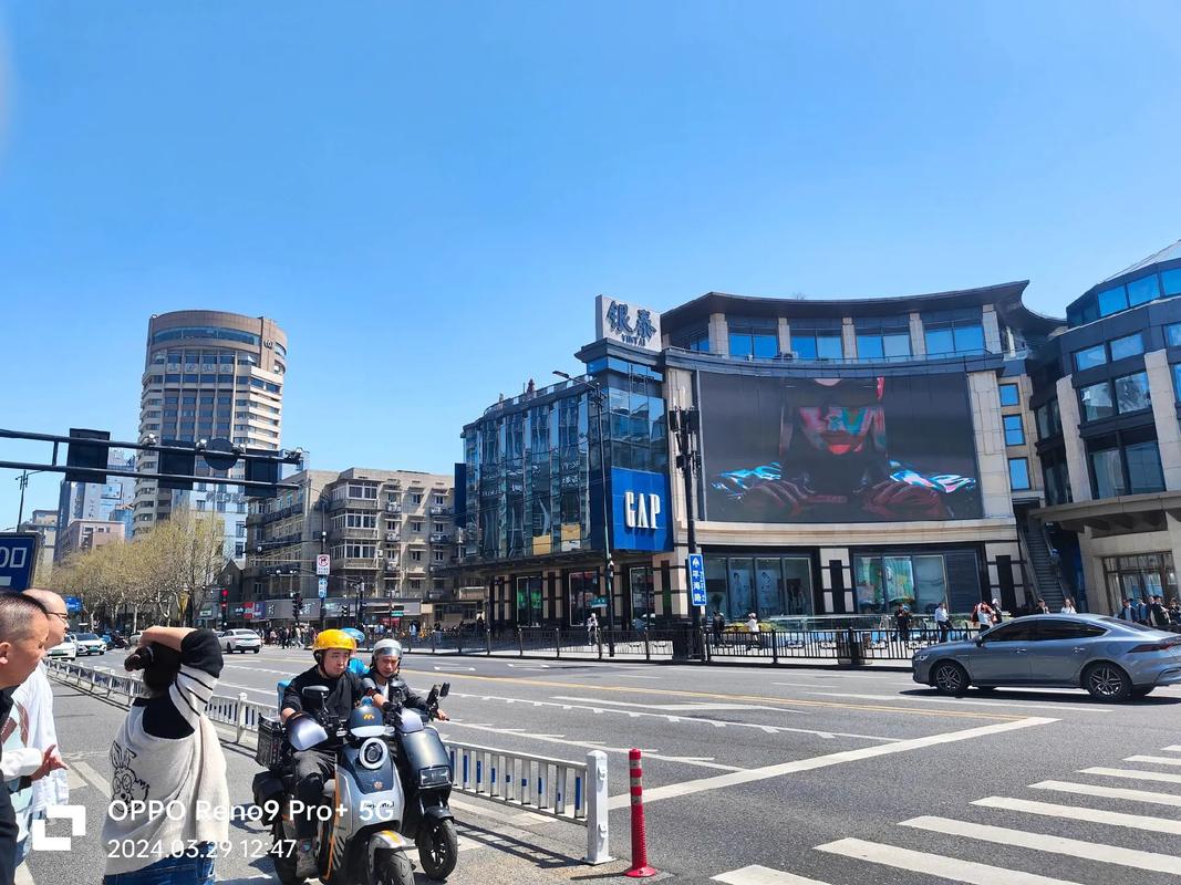 浮力限制下的国产影院新突破：解读《国产1》如何突破叙事边界，深度挖掘国产电影创作潜力